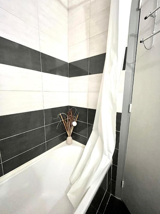 Antibes Home 2P 50M2 With Ac & Free Parking & 2 Balconies Eksteriør billede